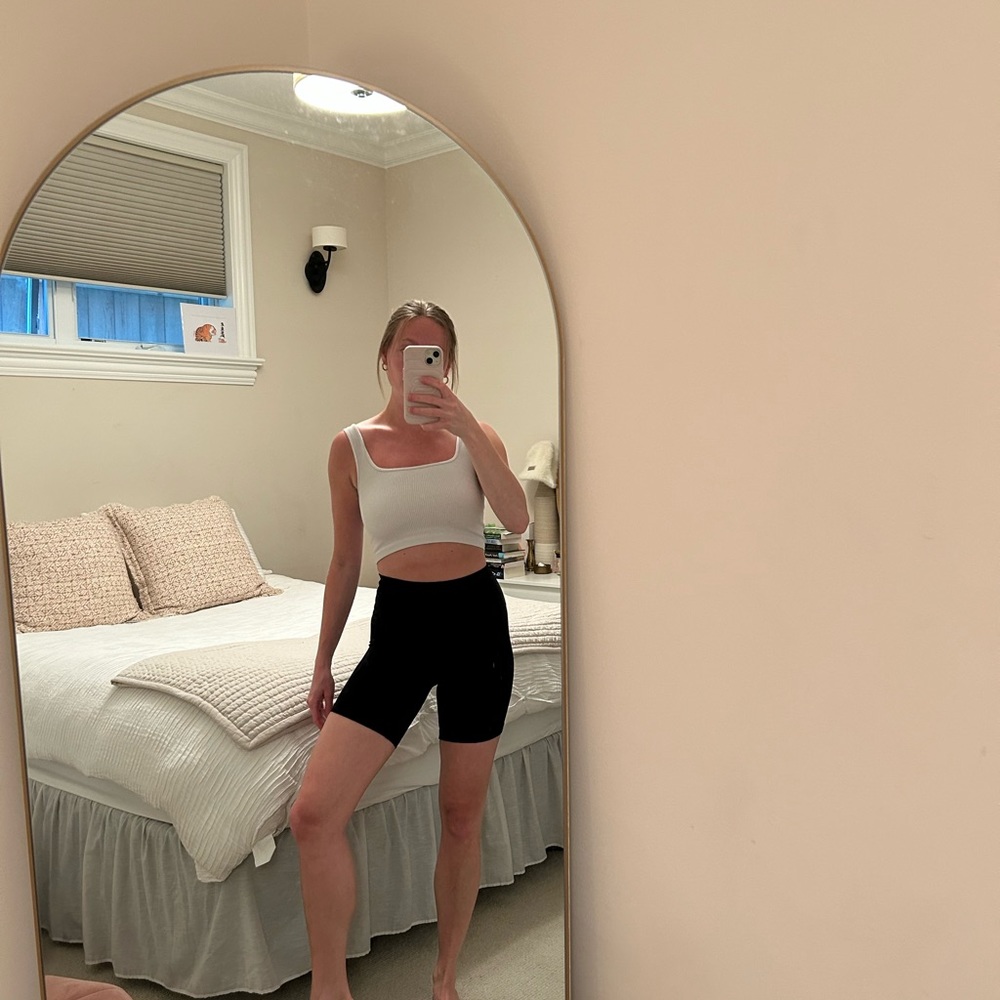 TnA Aritzia biker shorts